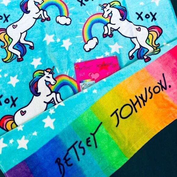 Betsey Johnson Rainbow Unicorn Colorful Beach Towel - Picture 2 of 7